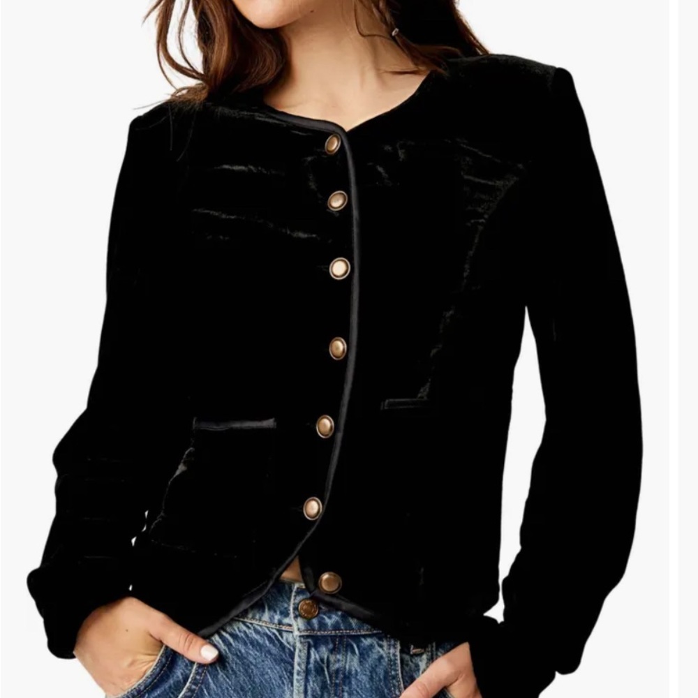 Brand New with tags. FREE PEOPLE black jacket